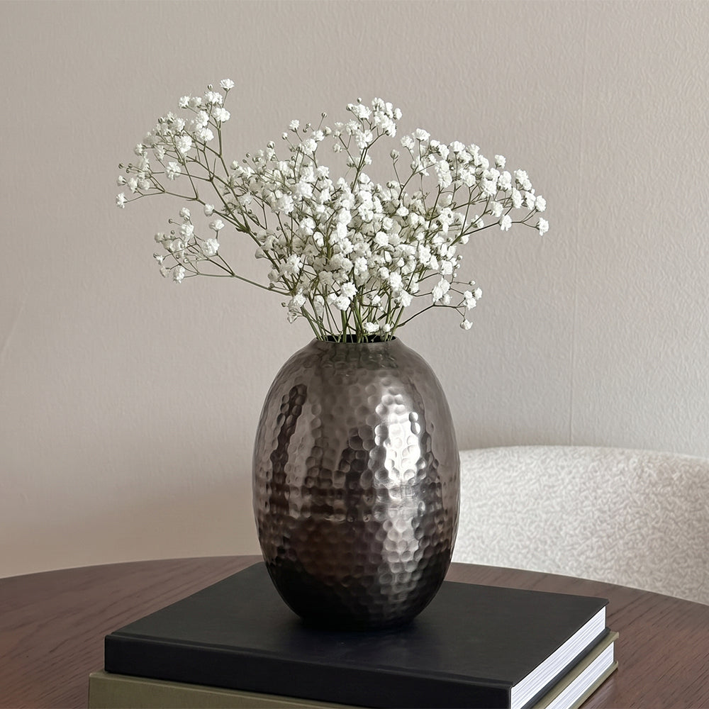 Oronda Silver Hammered Aluminium Table Vase