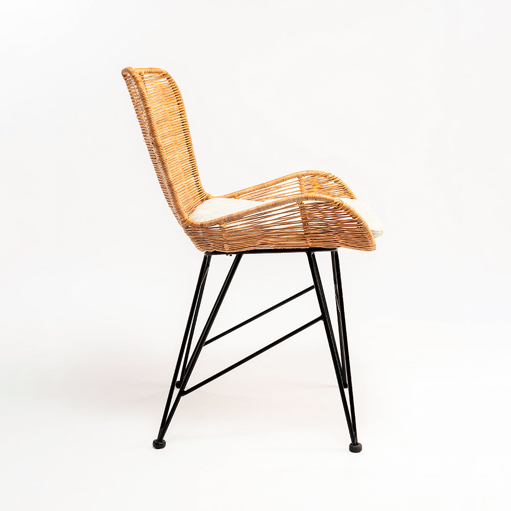 Joanna Sofy Semi Outdoor Chair