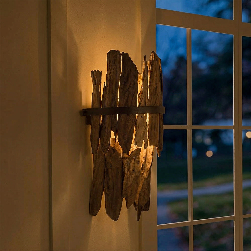 Solara Beam Wall Lamp