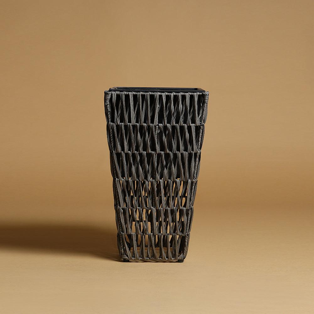 Cedar Haven Planter - Living Shapes