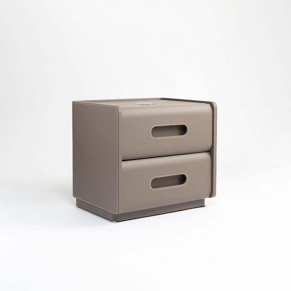 Auburn Leather Bed - King Queen Double bed Bed Bed + 1 Bedside Table Bed + 2 Bedside Table