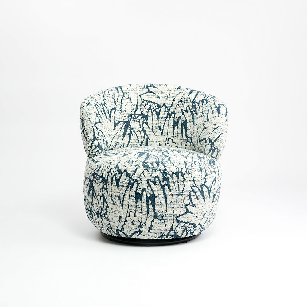 Chihiro Swivel Lounge Chair