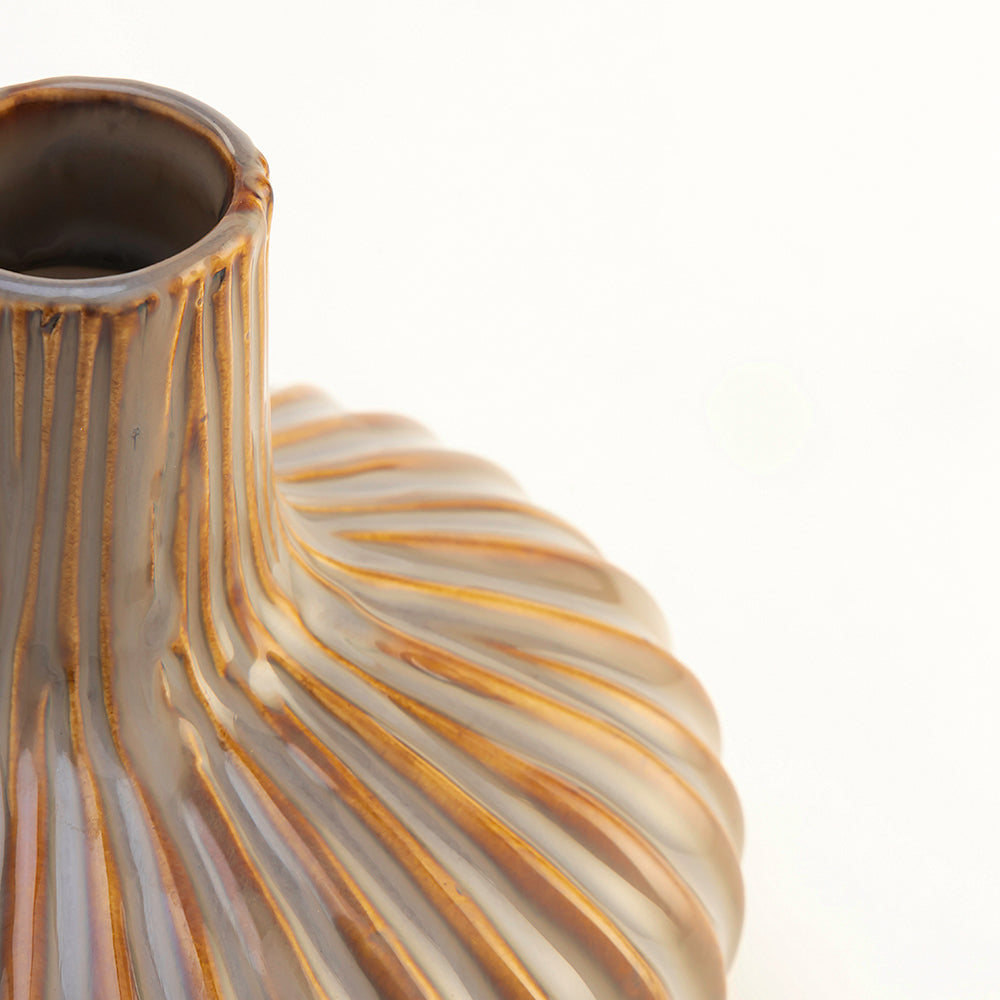 Cocoa Bloom Vase