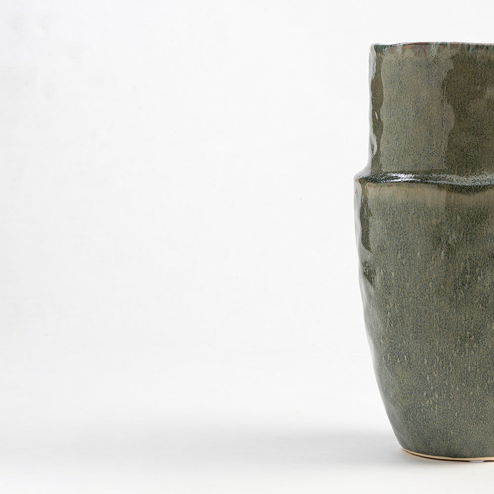 Rainvine Xyril Vase