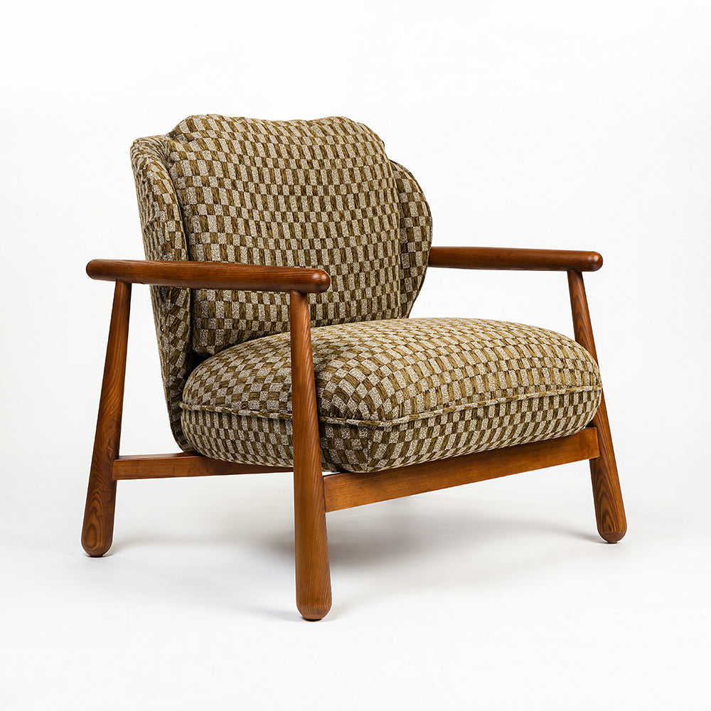 Nenaur Boucle Chair with Wood