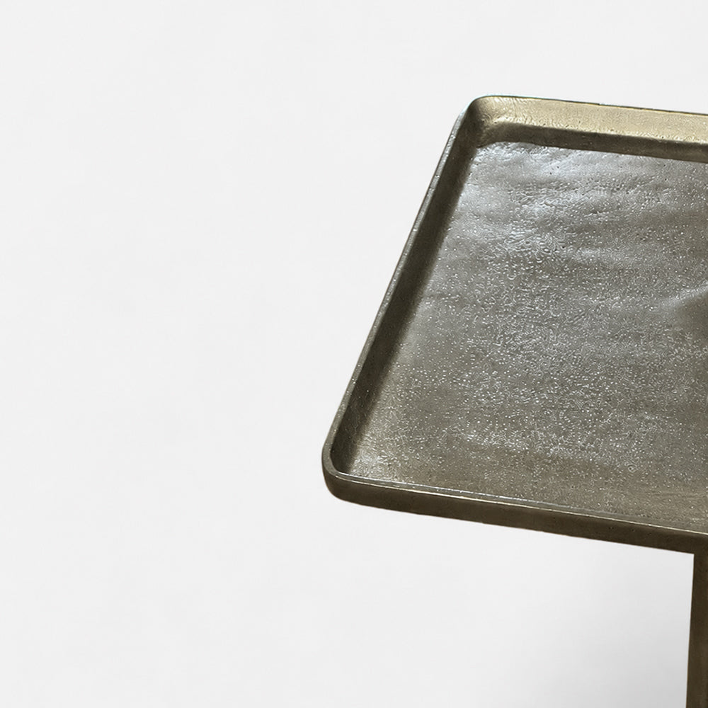 Vedo Aluminium Side Table – Matte Antique Brass