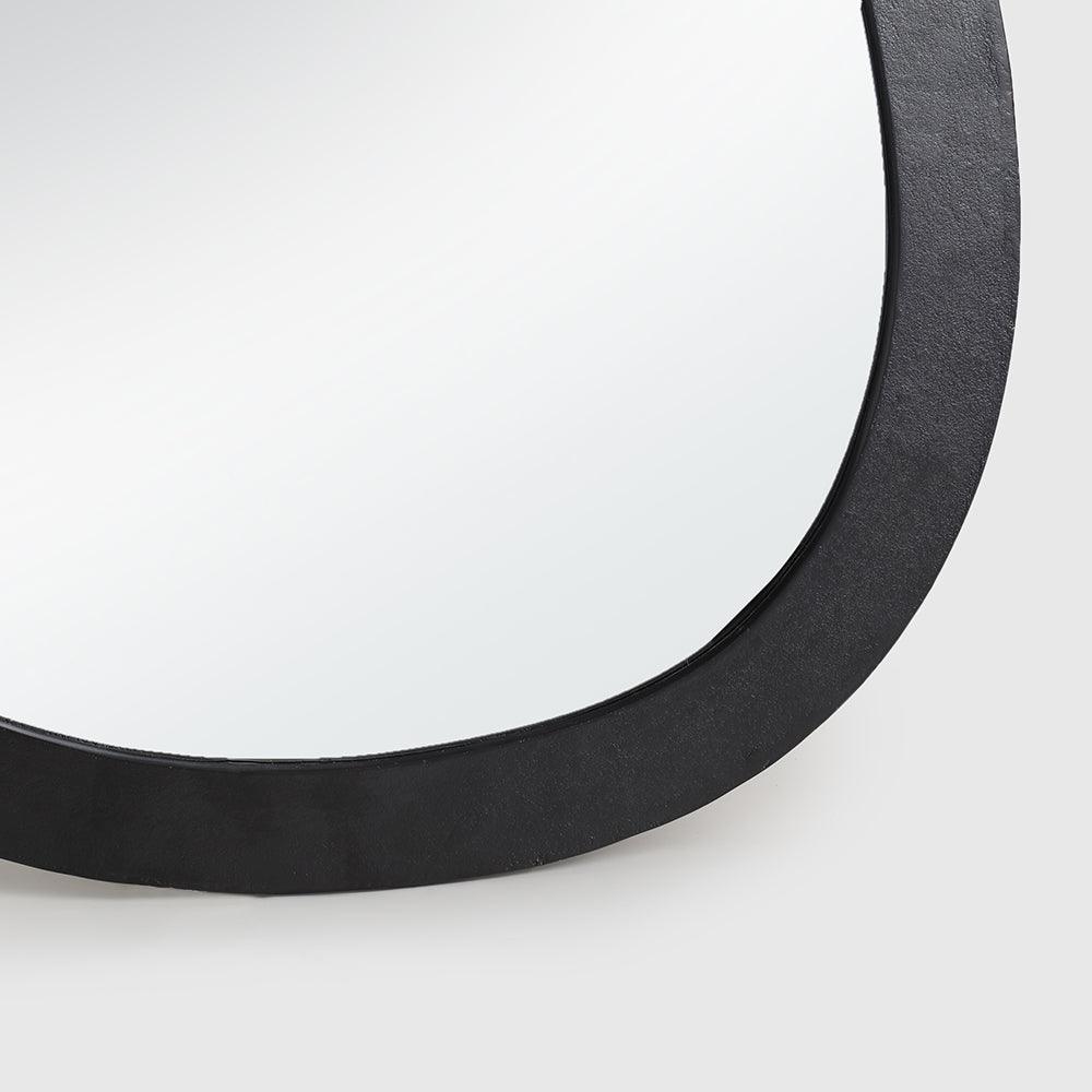 Hamiya Mirror - Living Shapes