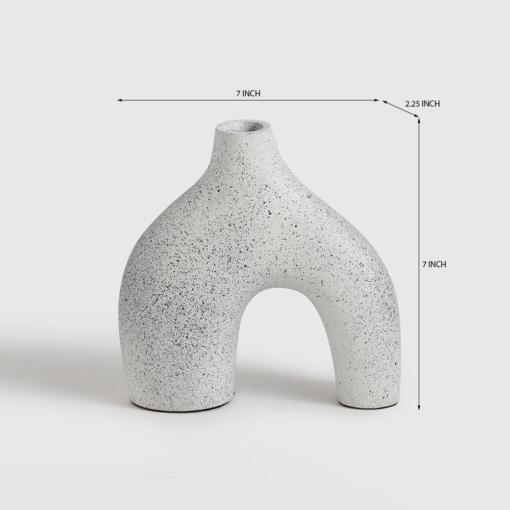 Jedsy Vase