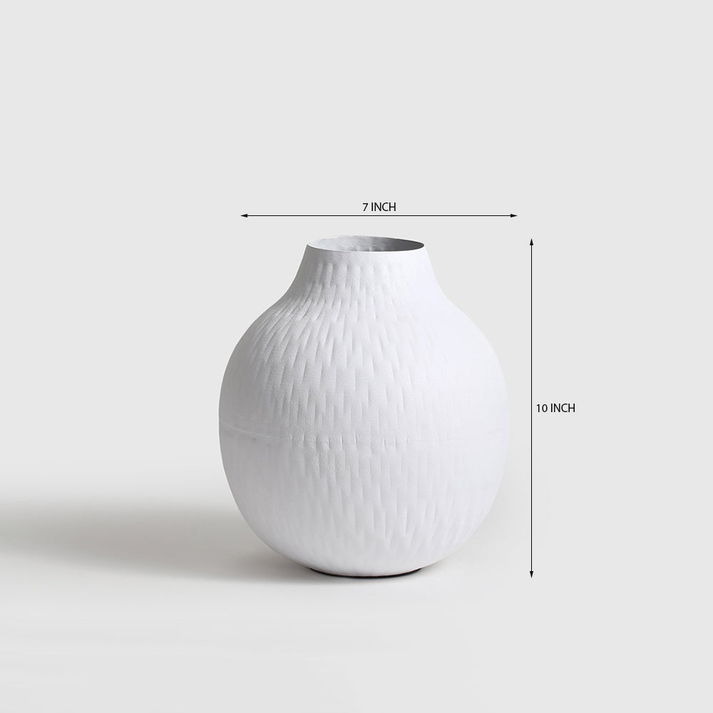 Klinton Iron Vase