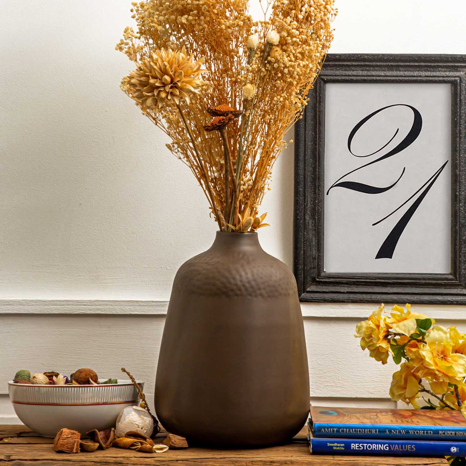 Brown Layla Iron Vase