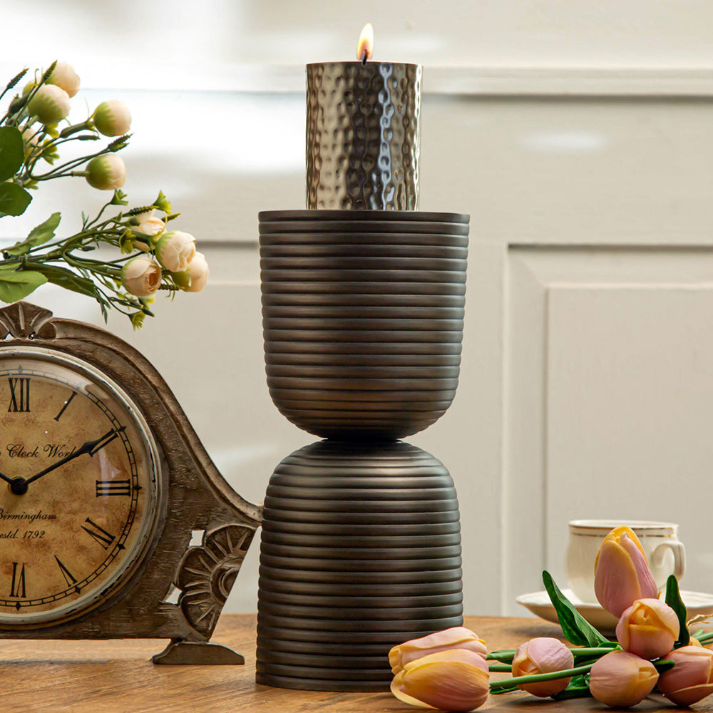 Kaishen Candle Holder
