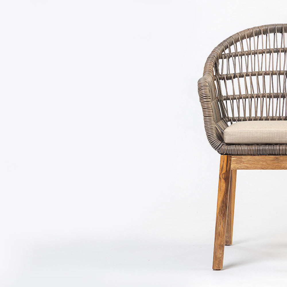 Leafy Semi Outdoor Chair