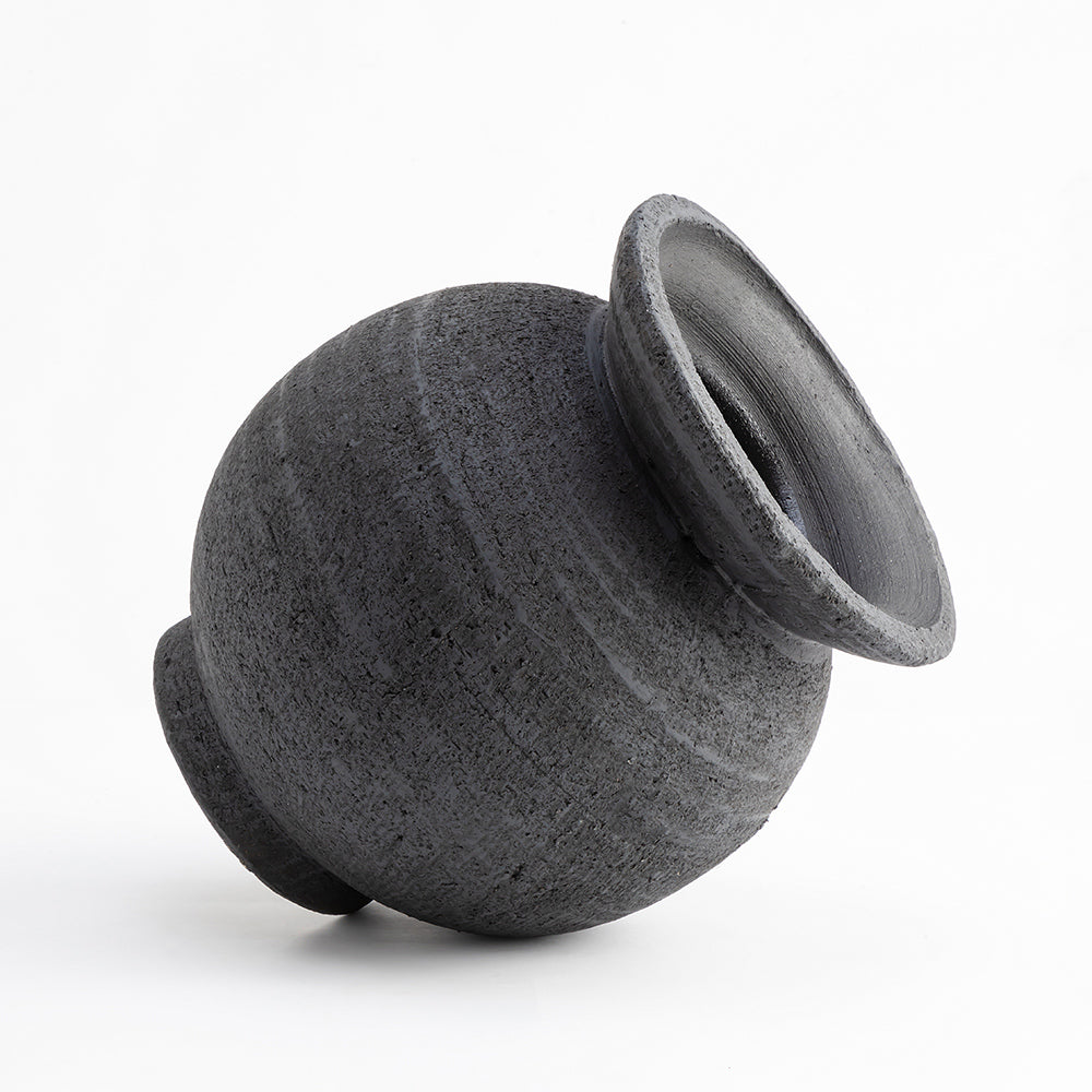 Dark Nite Terracotta Pot - Medium