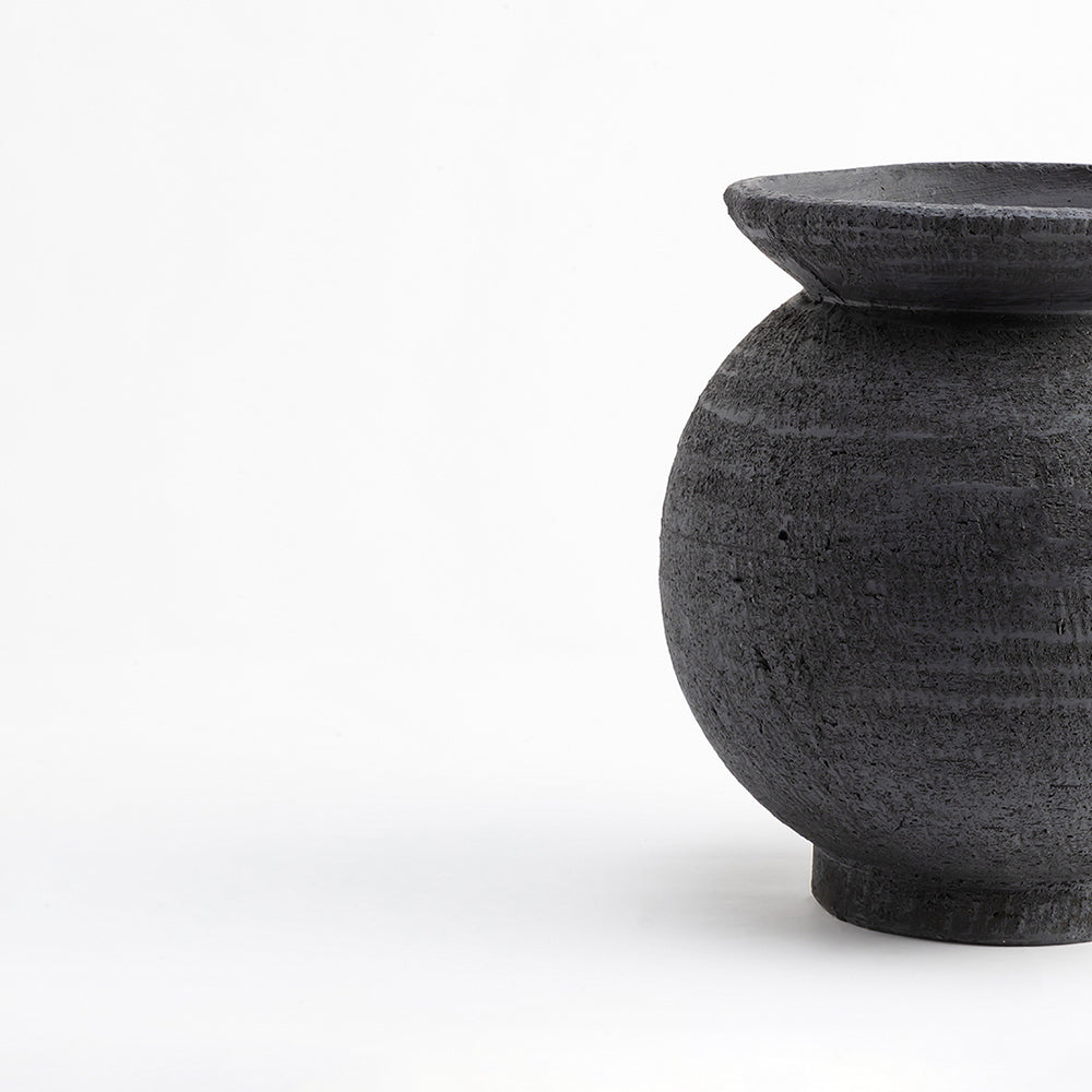 Dark Nite Terracotta Pot - Small