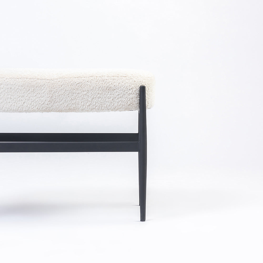 Quaint Iron Bench - White