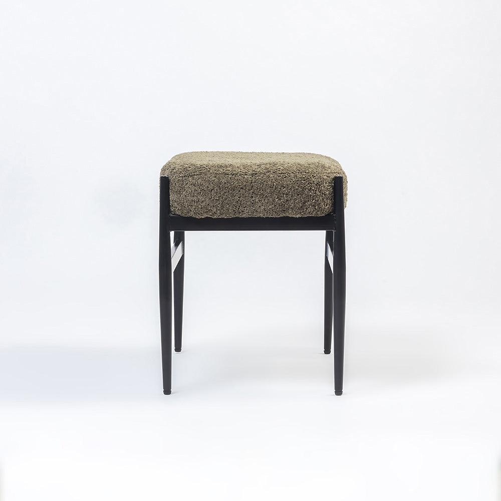 Quaint Iron Bench - Green