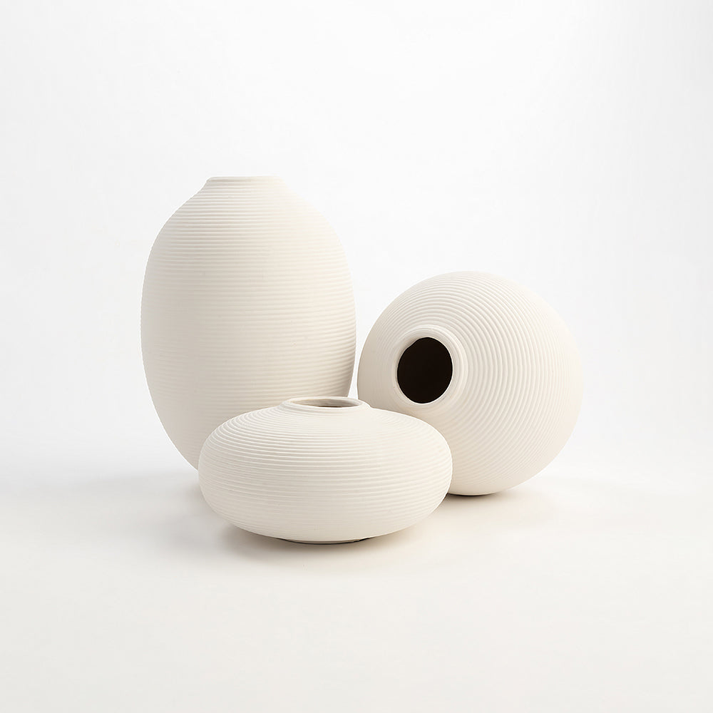White Derek Terracotta Vase Set of 3