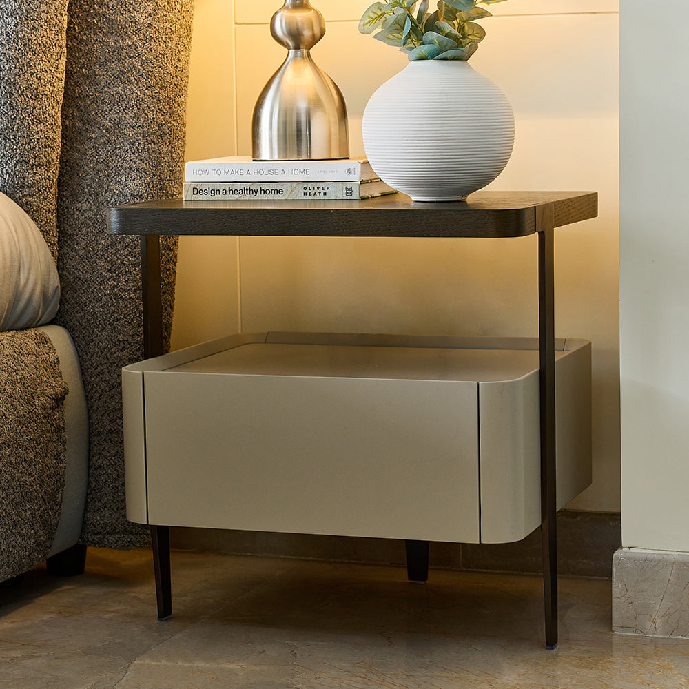 Simplesyn  Besdside Table