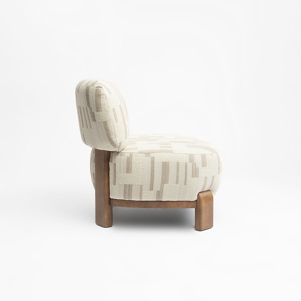 Hakusho Polyester Boucle Lounge Chair
