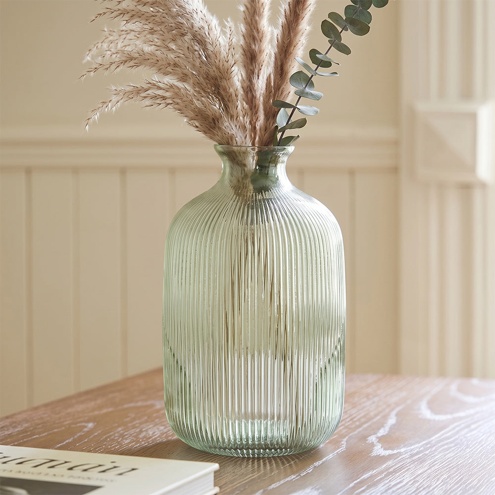 Cloudveil Haven Glass Vase