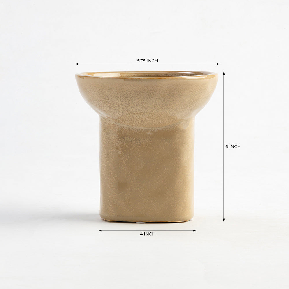 Silverpine Pinky Vase