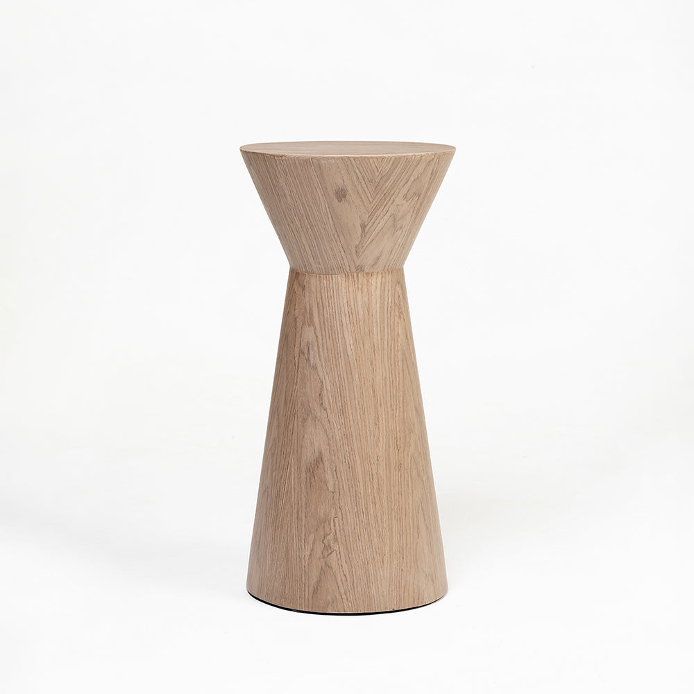 Vantarix Vanjie Accent Table