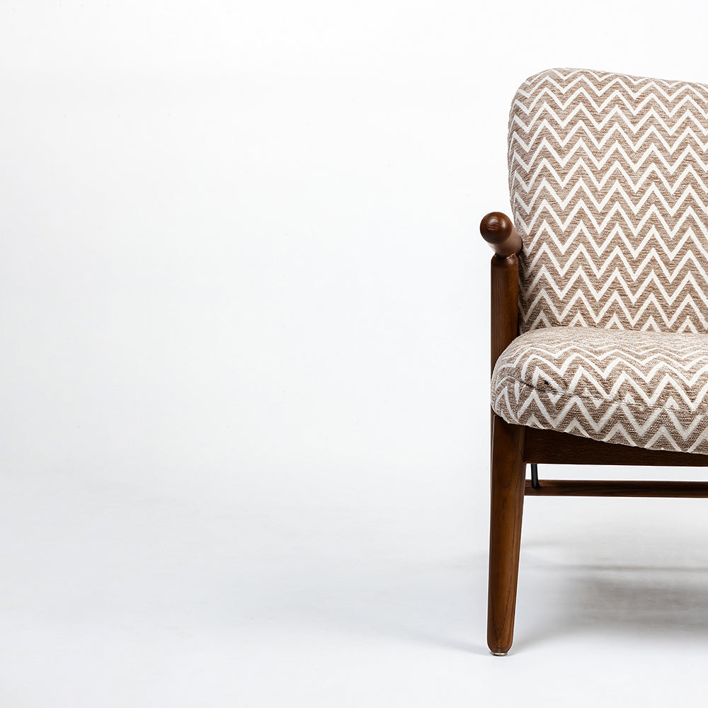Thundon Cotton Chair with Wood