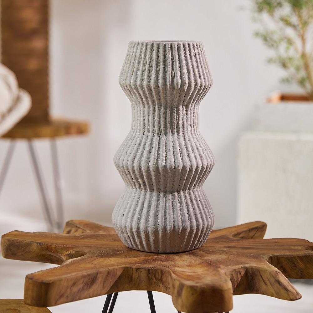 Pine Prestige Ceramic Vase - Living Shapes