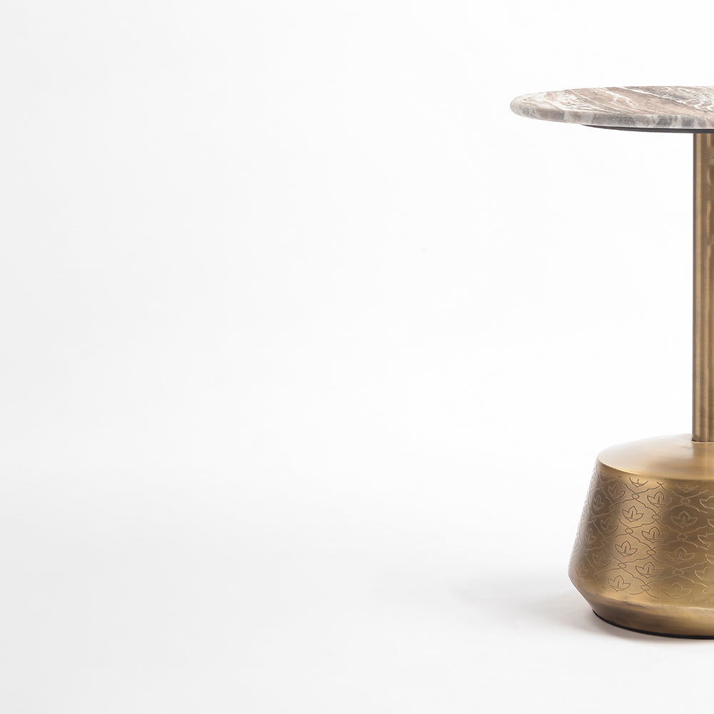 Marble Hypa Round Side Table with Metal