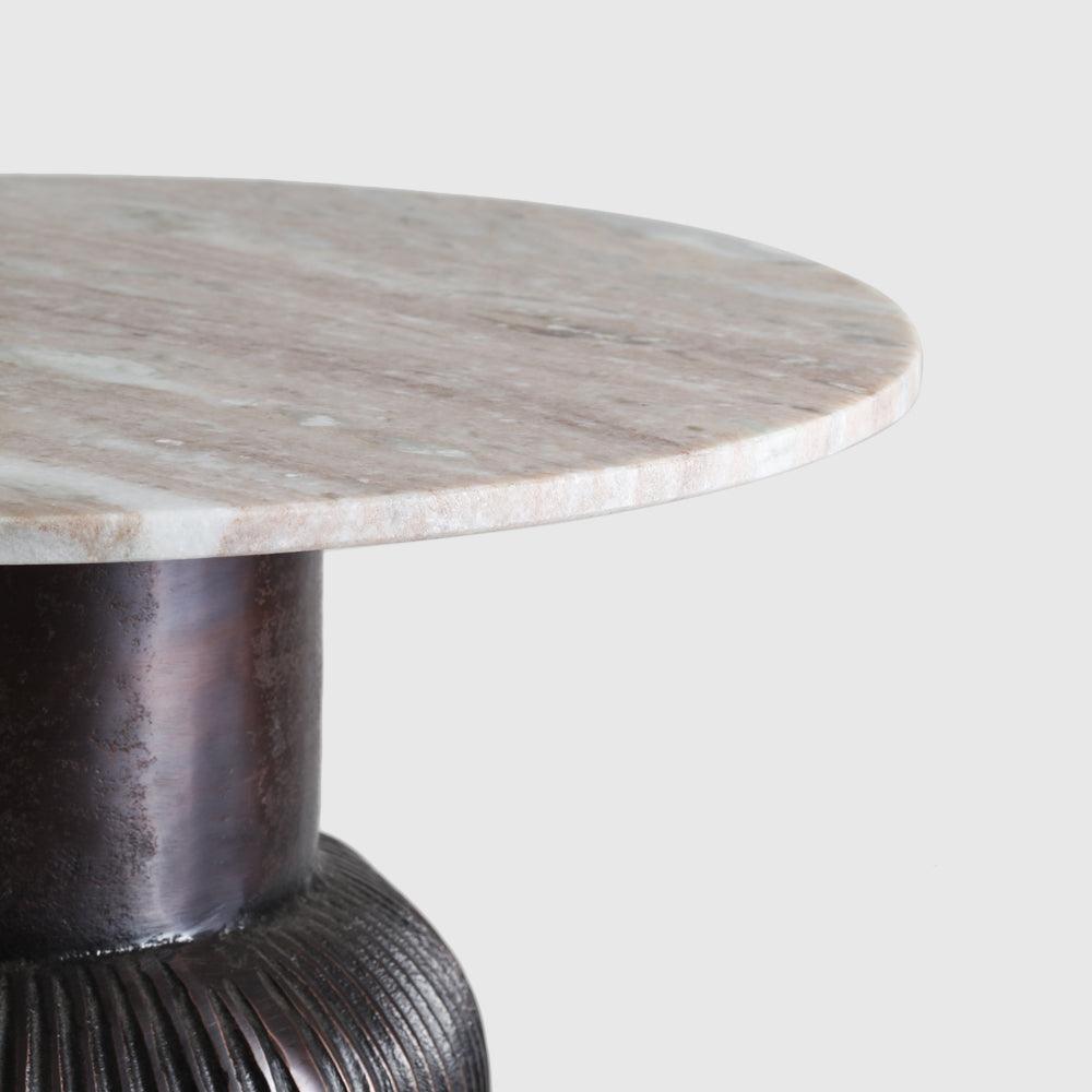 Resty Table - Living Shapes